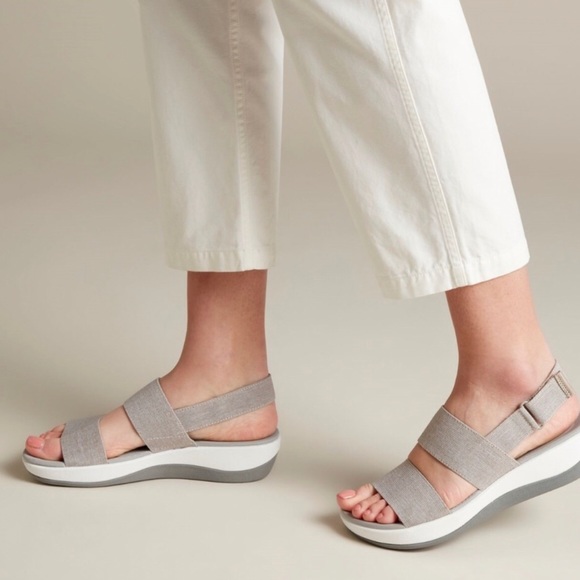 clarks cloudsteppers arla jacory sandals